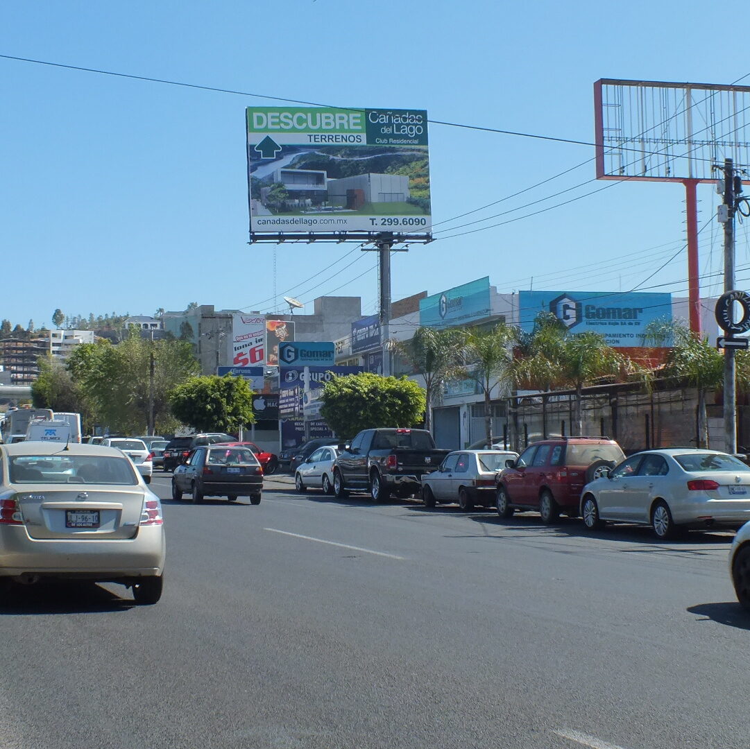 Av. Constituyentes #62 Col. Arquitos