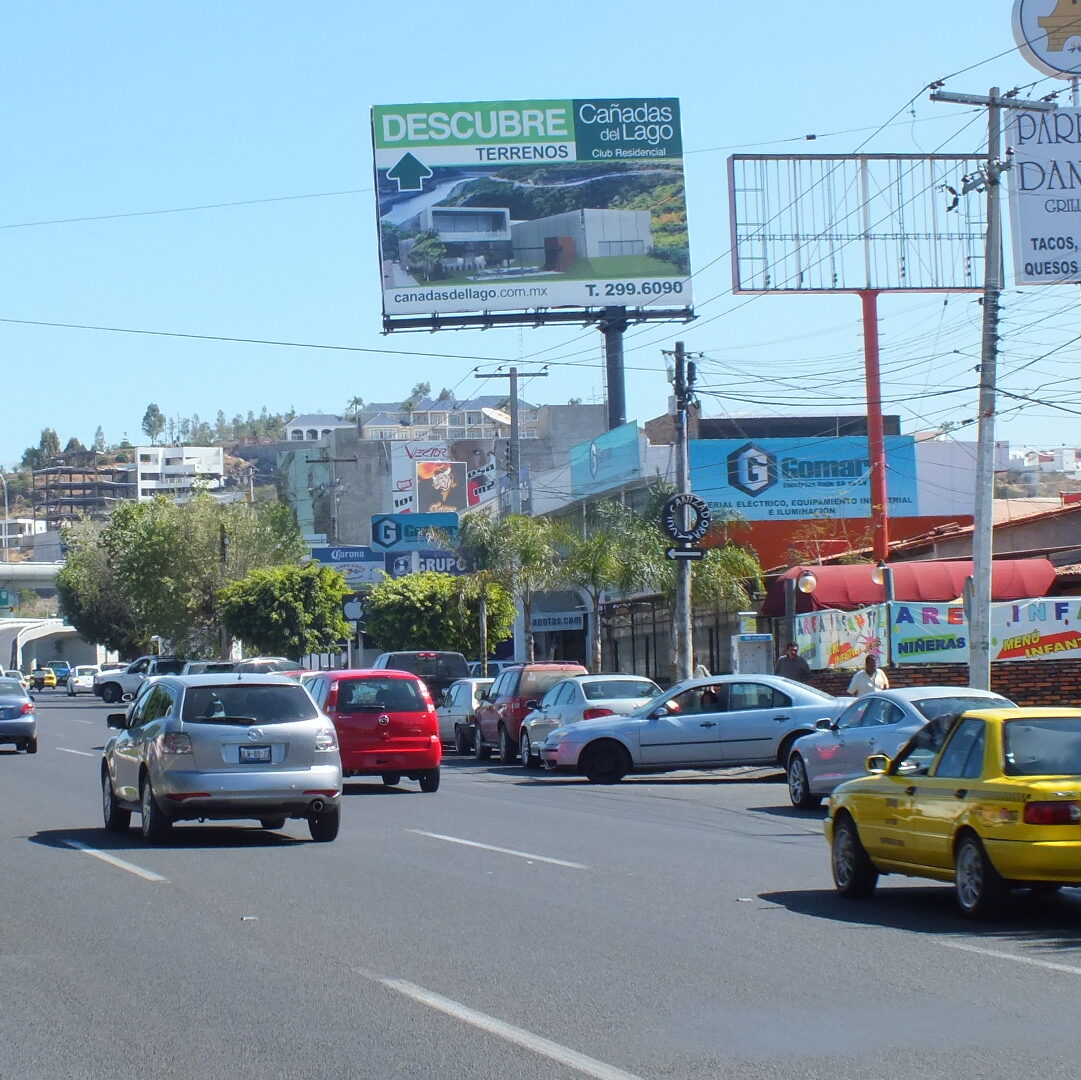 Av. Constituyentes #62 Col. Arquitos