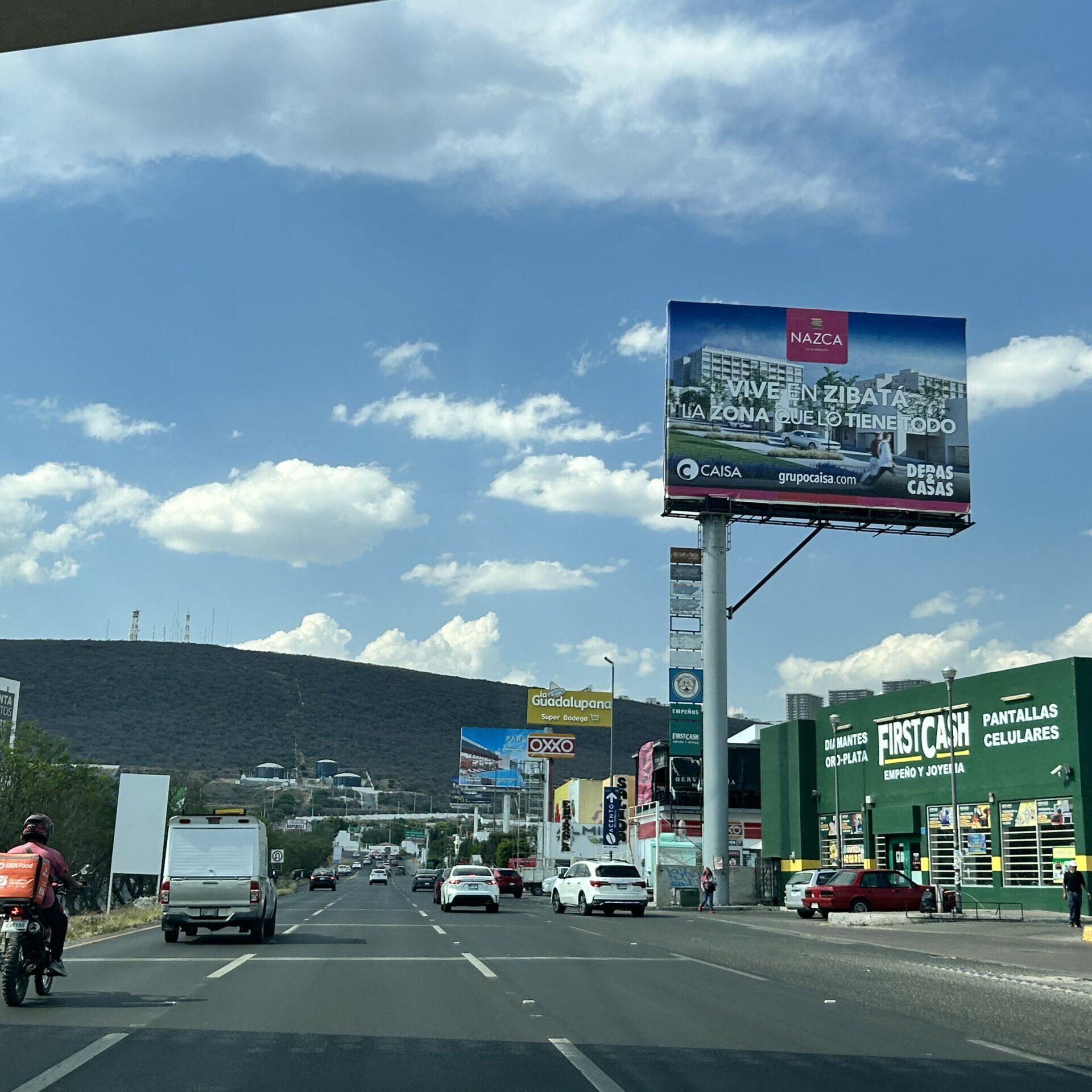 Fray Junípero Serra predio #122 col. La Pradera