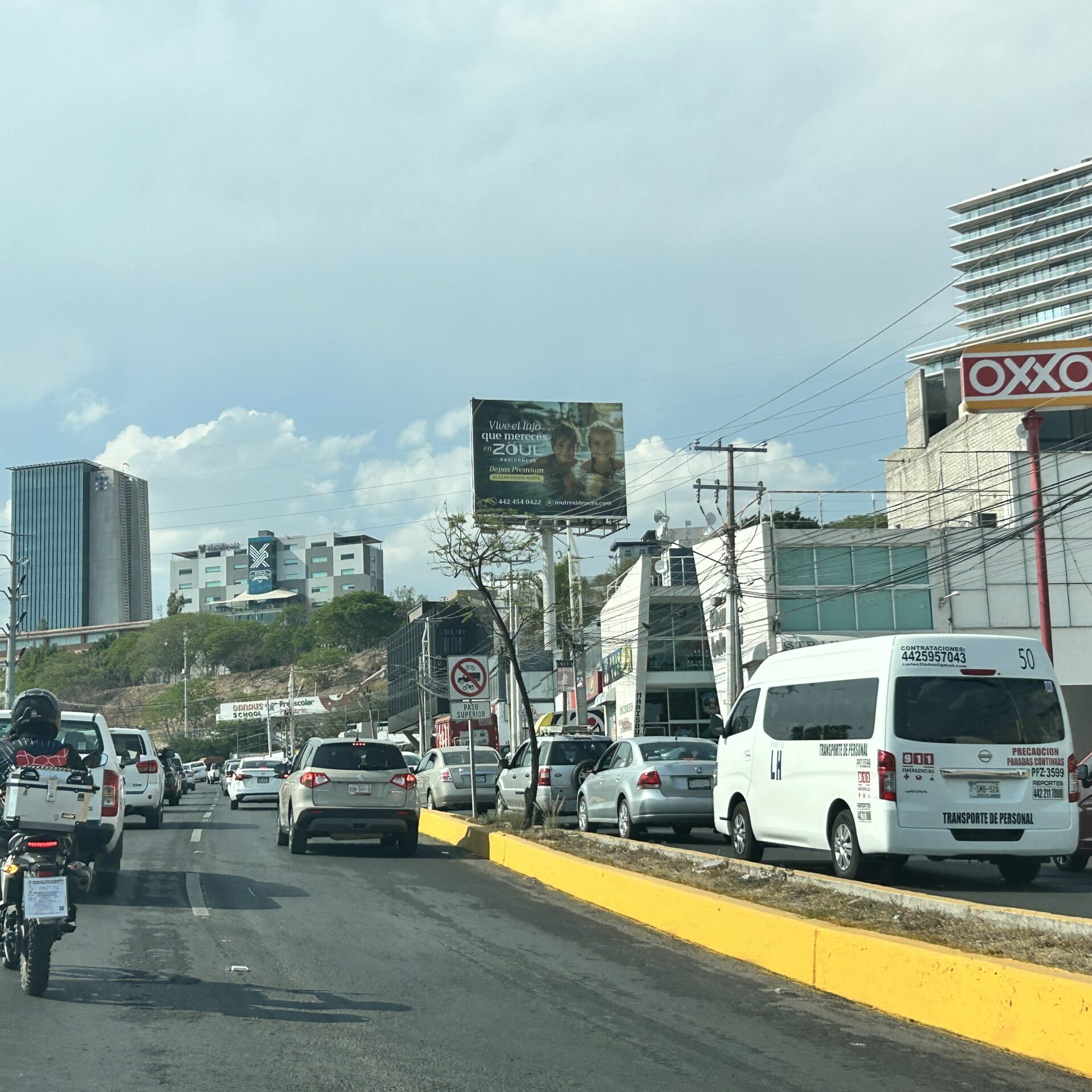 Fray Junípero Serra #302 col. Balcones