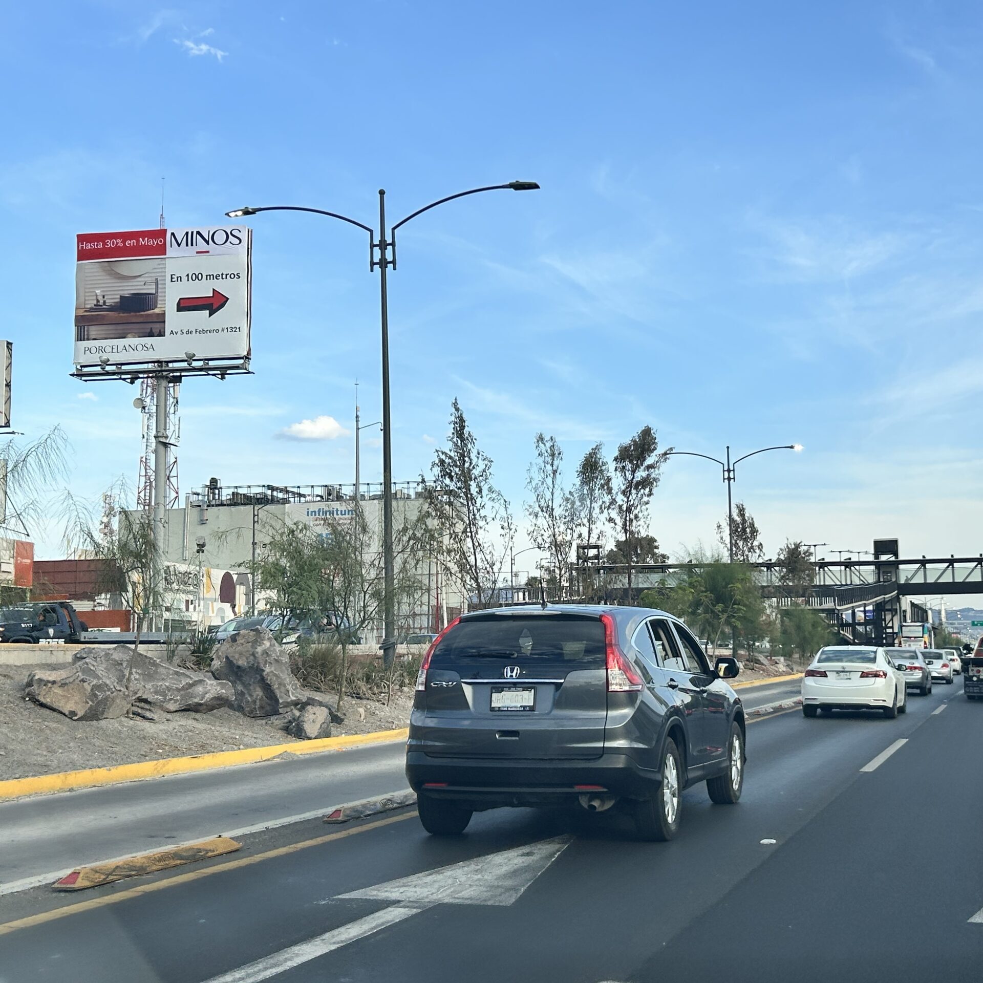 Av. 5 de Febrero #1602 col. San Pablo