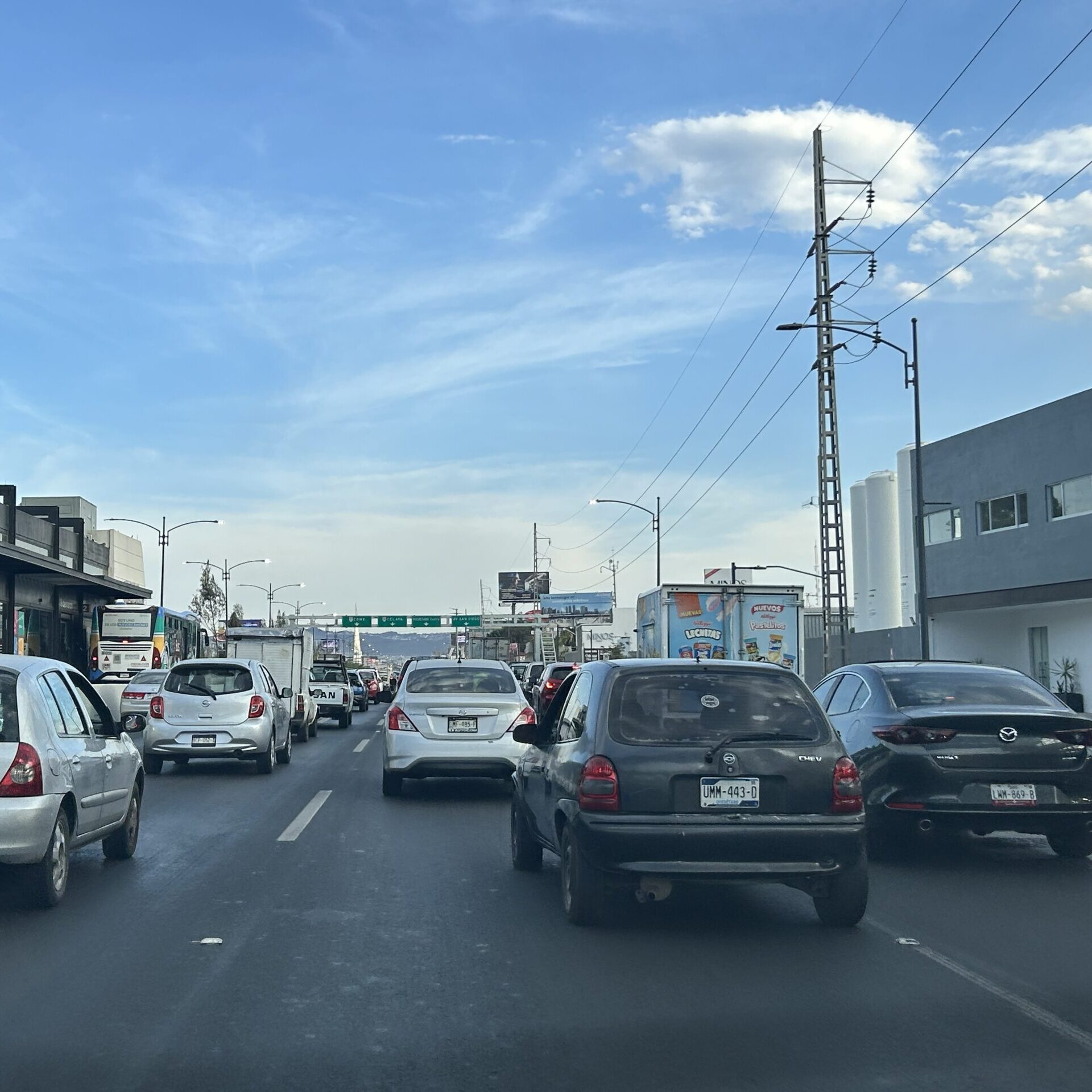 Av. 5 de Febrero #1321 col. Carrillo Puerto