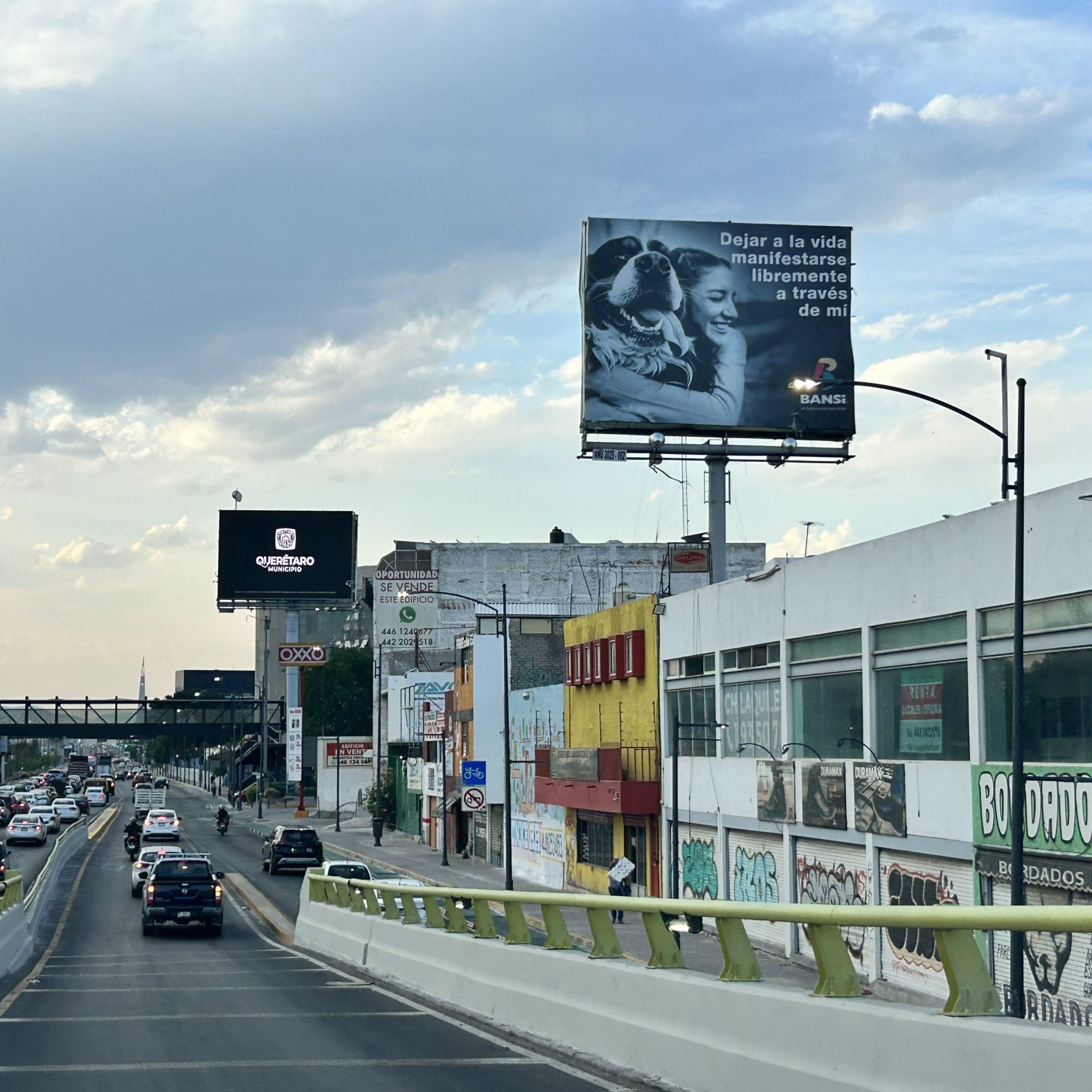 Av. 5 de Febrero #1010 Las Campanas