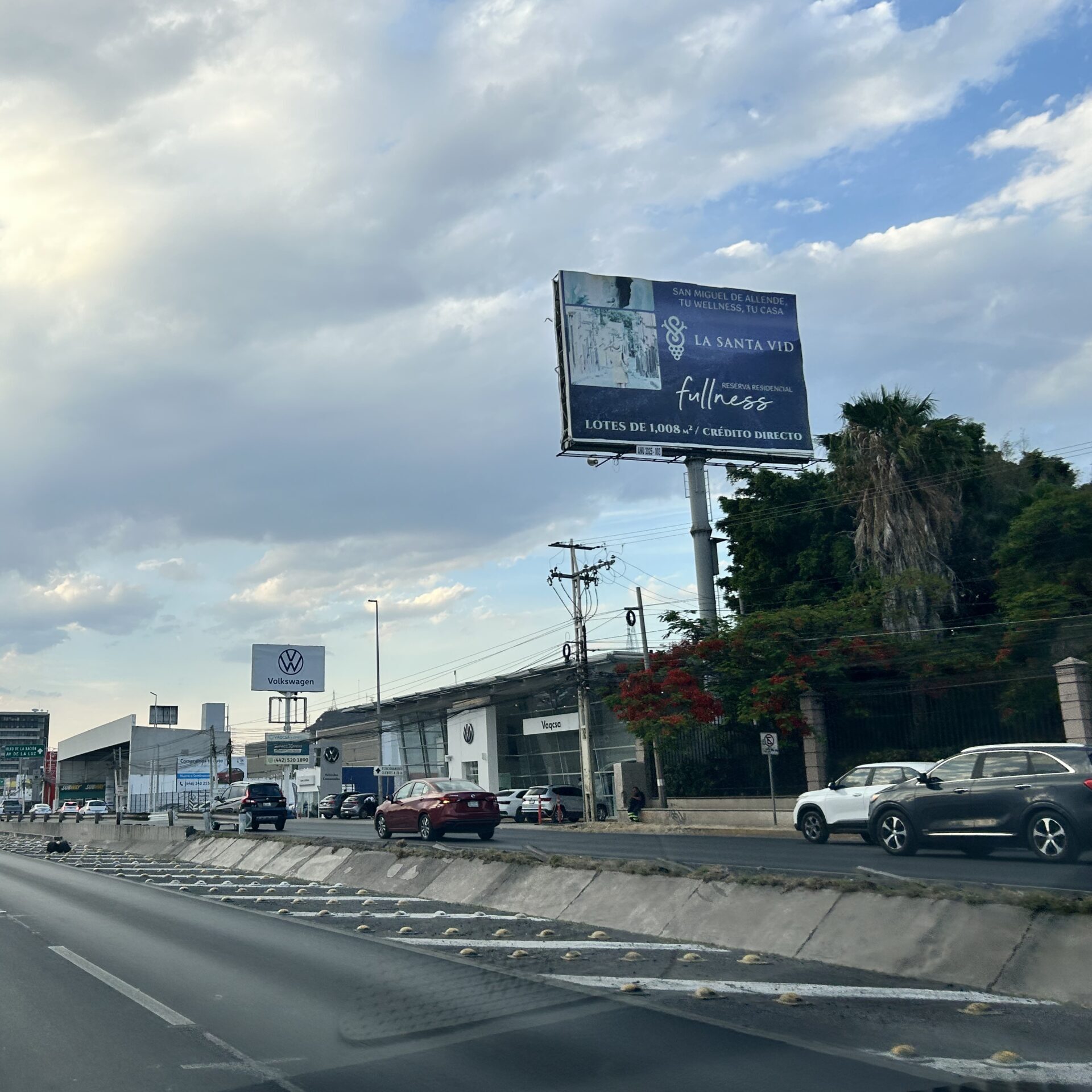 Av. 5 de Febrero #278 zona ind. Benito Juárez