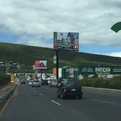 Fray Junípero Serra predio #122 col. La Pradera