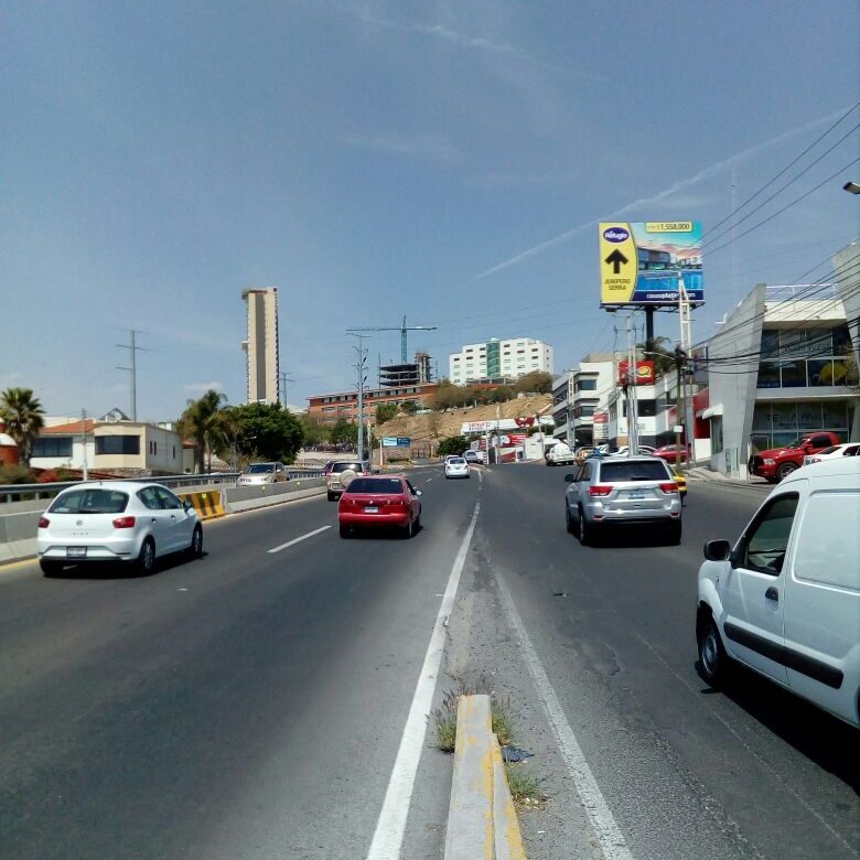 Fray Junípero Serra #302 col. Balcones